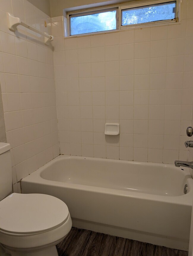 Building Photo - 4262 Augustus Oak Ct