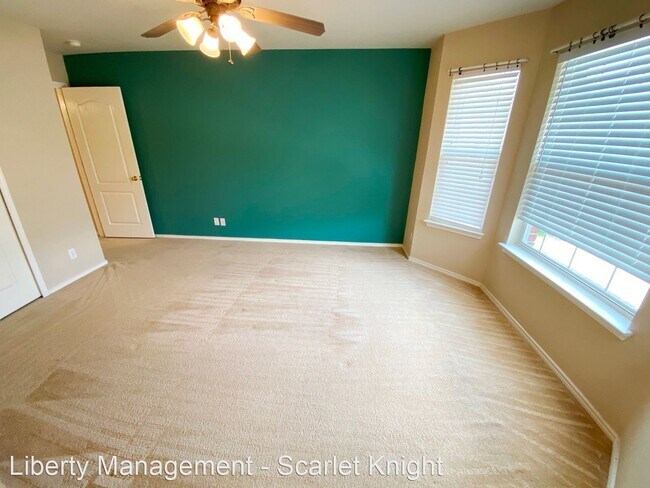 Building Photo - 4 br, 2.5 bath House - 5818 Bellaire Point