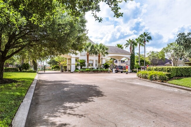 Building Photo - 2007 Botany Bay Ln
