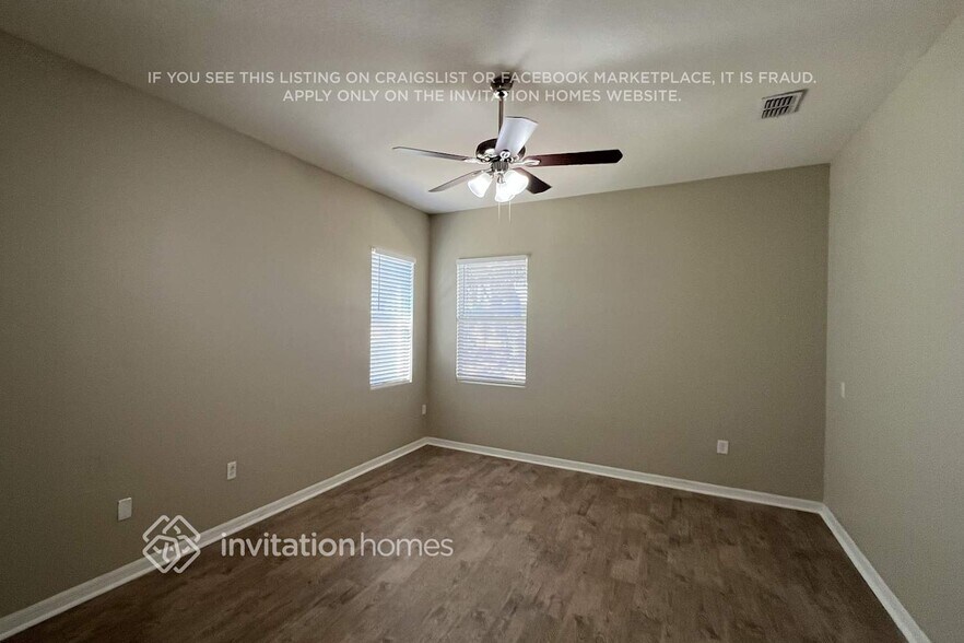 Building Photo - 3484 Tumbling River Dr