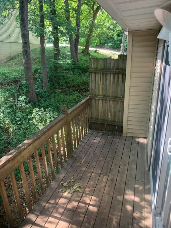 Building Photo - 3215 Schuetzen Ln