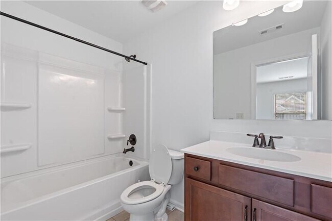 Building Photo - 2080 Redbarn Court
