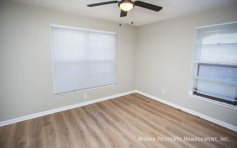 Building Photo - 1923 67th St