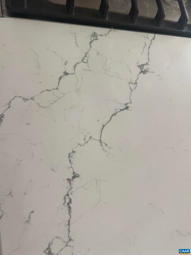 Building Photo - 954 Old Lynchburg Rd