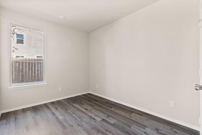 Building Photo - 11631 Vistawood St