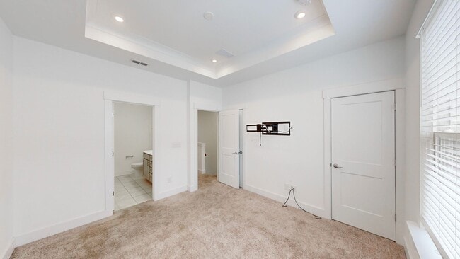 Building Photo - 1457 Briar Creek Rd