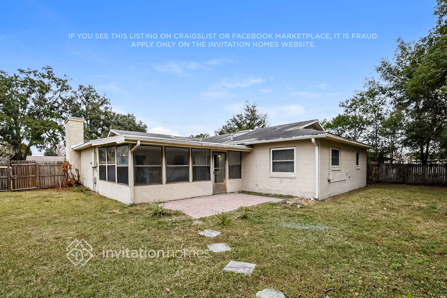 Building Photo - 7314 Tree Ln