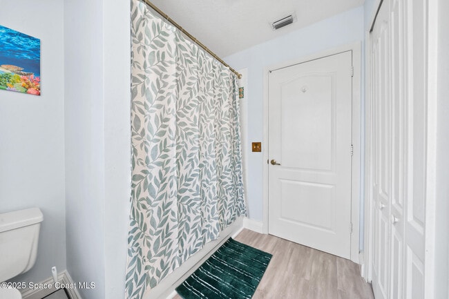 Building Photo - 2631 Canterbury Cir