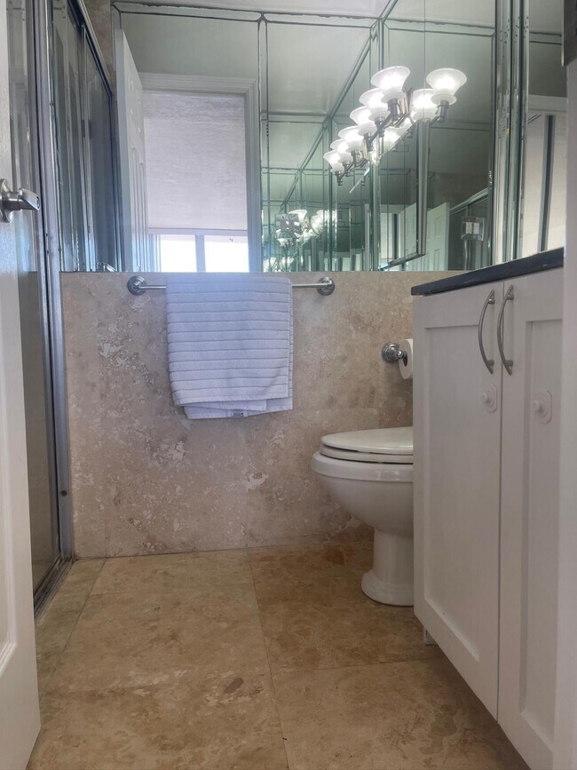 Building Photo - 2451 Brickell Ave