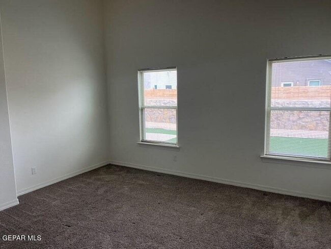 Building Photo - 904 Betton Pl