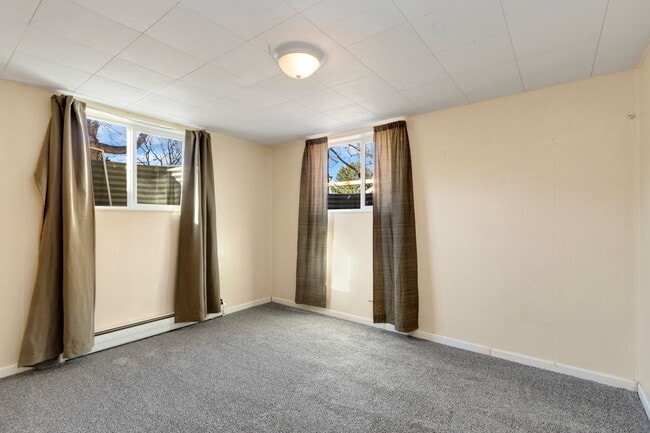 Building Photo - 7634 Newland St