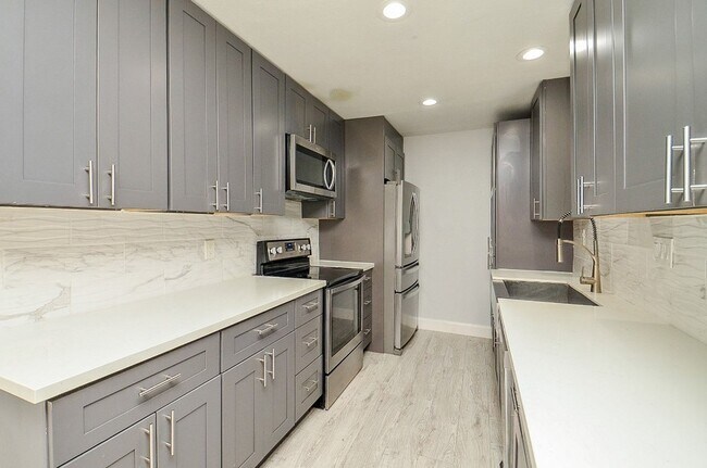 Building Photo - 12633 Memorial Dr