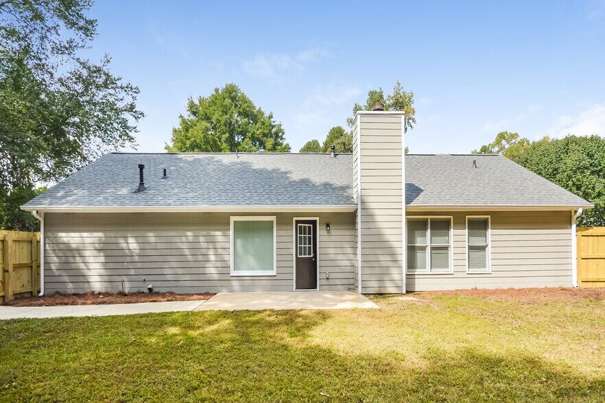 Building Photo - 9106 Tara Dr SW