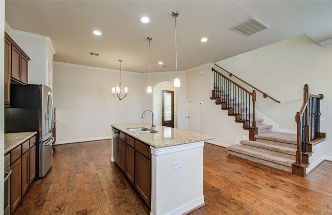 Building Photo - 10804 Brittmoore Oaks Pl