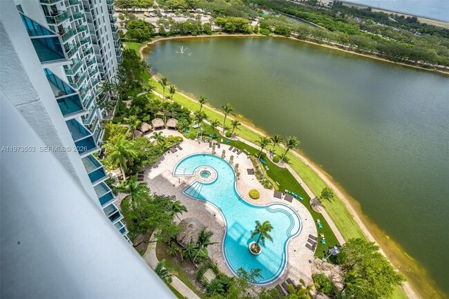 Building Photo - 2641 N Flamingo Rd