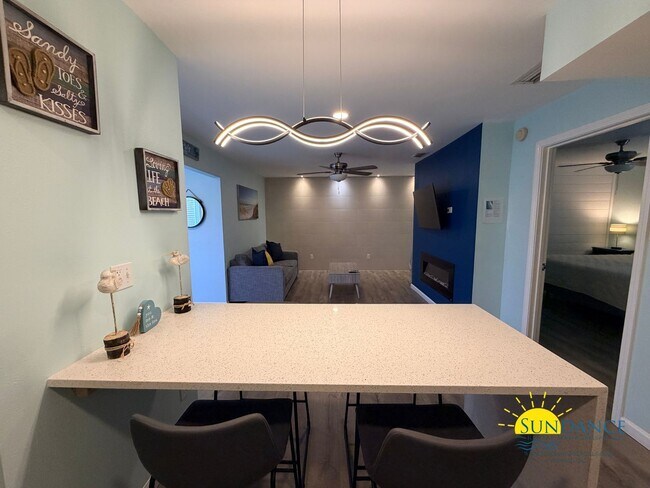 Building Photo - 4000 Gulf Terrace Dr