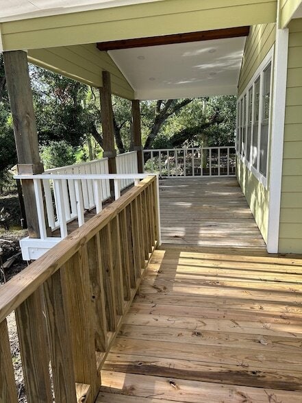 Building Photo - 327 Bayou Rd