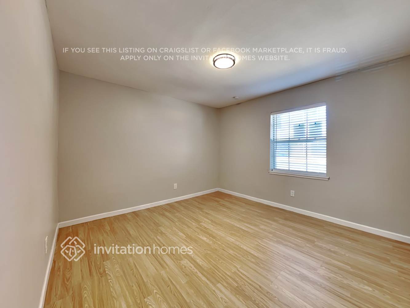 Building Photo - 502 Ivy Way