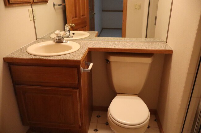 Building Photo - Room to Grow – 4 Bedrooms + Finished Basement