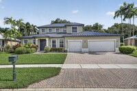 Building Photo - 9479 Sedgewood Dr