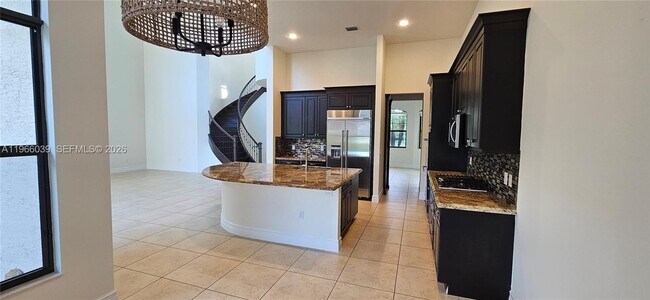 Building Photo - 8175 Lost Creek Ln