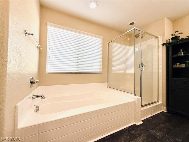 Building Photo - 6544 Claystone Creek Ct