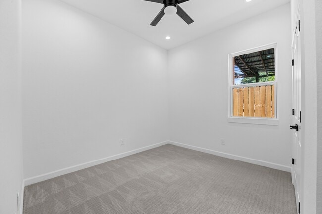 Building Photo - 7323 Bastogne Rd