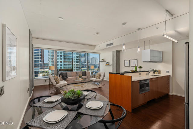 Building Photo - 1155 S Grand Ave