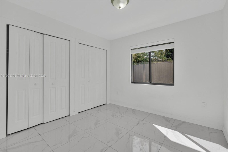 Building Photo - 2490 NW 44th St