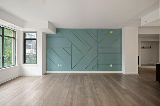 Building Photo - 2425 L St NW