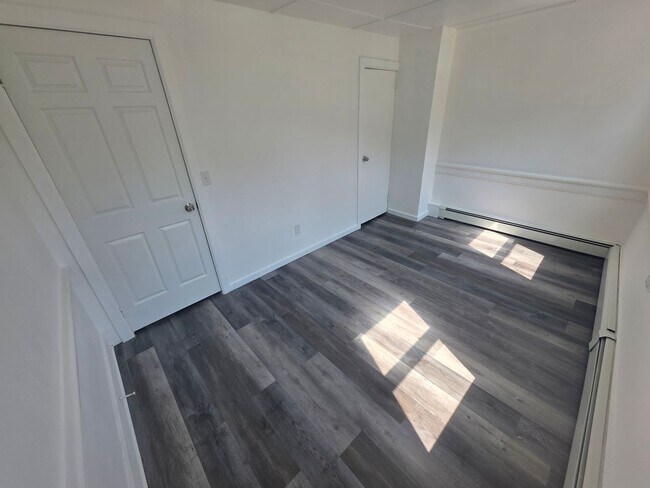 Primary Photo - 2 bedroom apartment building - Poughkeepsie