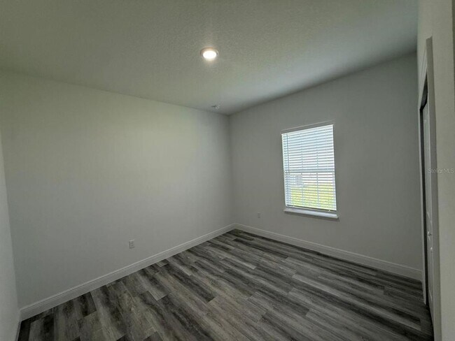 Building Photo - 2693 SW 153rd Pl Rd