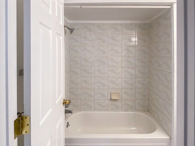 Building Photo - 8367 S Reed St