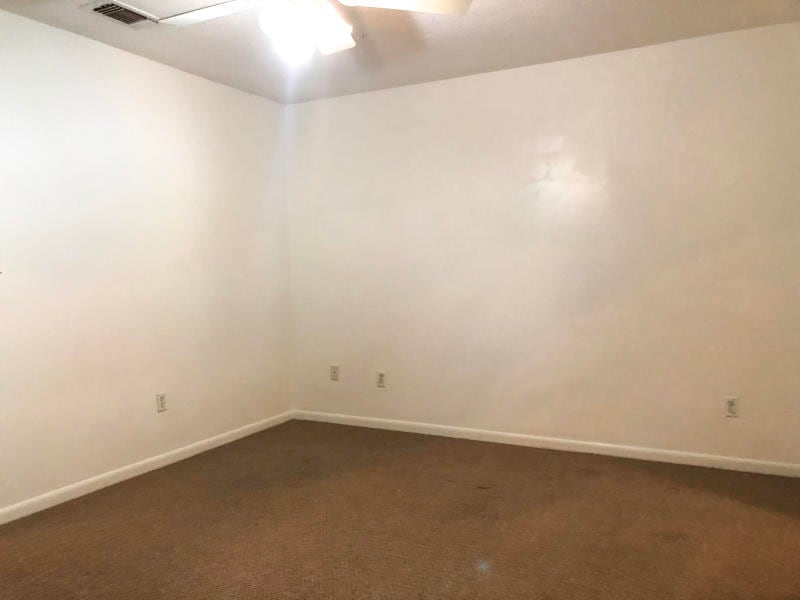 Master bedroom - 696 Tyner St