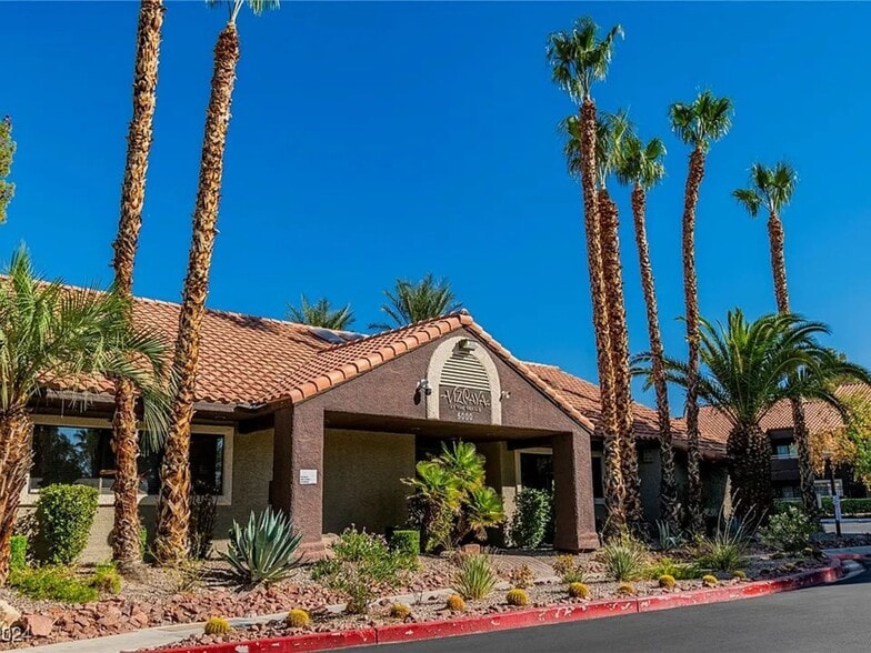 Building Photo - 5020 S Rainbow Blvd