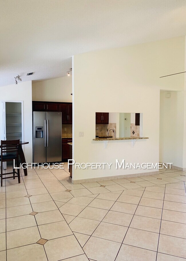 Building Photo - Pristine 3/2 in University Park!  Won't Last Long!