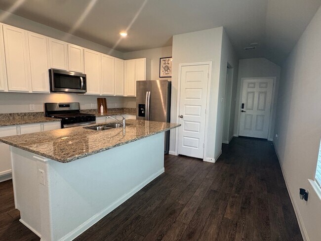 Building Photo - 22541 Cormorant Ct