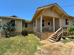 Building Photo - Furnished 4 Bedroom Paia