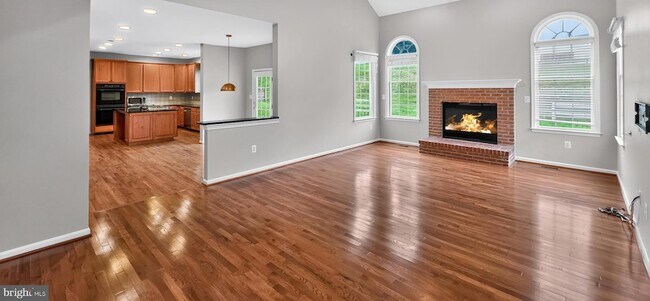 Building Photo - 6933 Sandy Creek Ct
