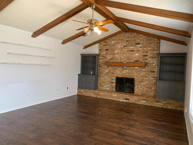 Building Photo - 4807 72nd St
