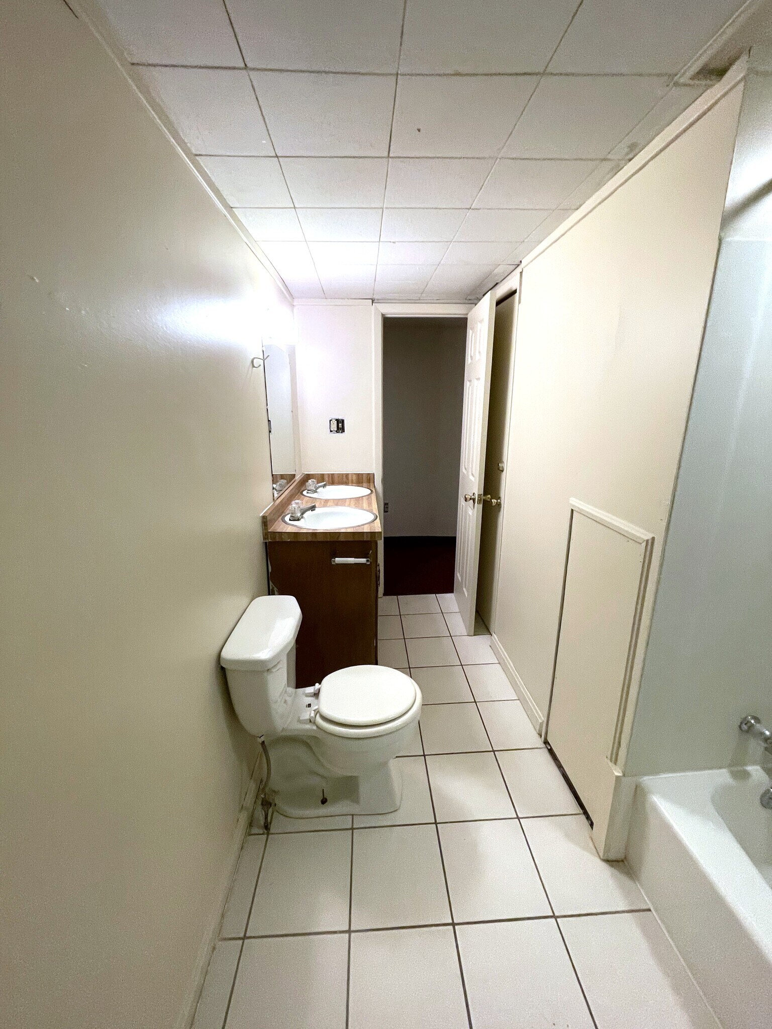 Building Photo - 133 Meadville St