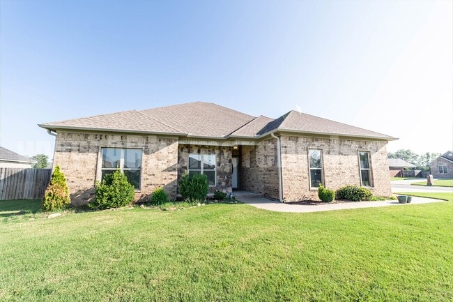 Building Photo - Great Neighborhood!