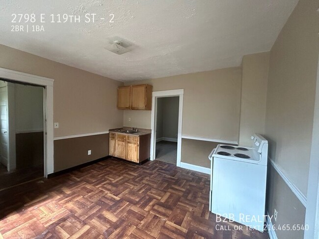 Building Photo - 2798 E 119th St