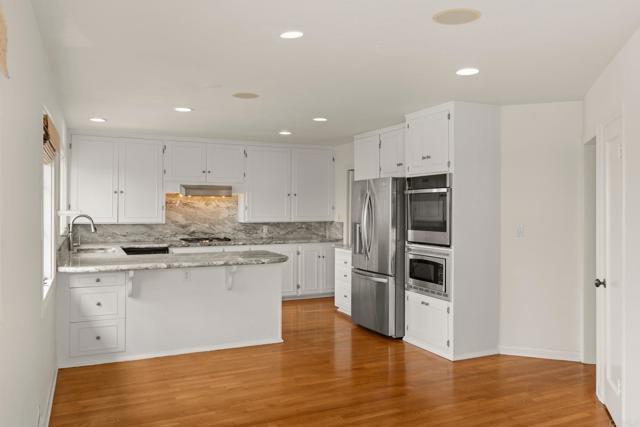Building Photo - 7851 Hillside Dr