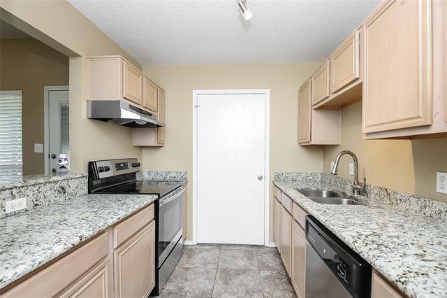 Building Photo - 7001 Avington Way