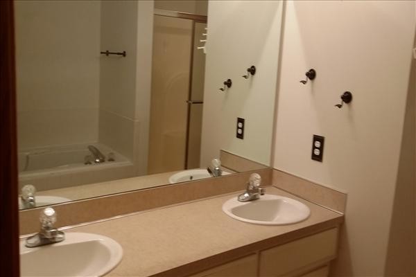 Building Photo - Buccaneer Subdivision;Sailboat Lake Townhome