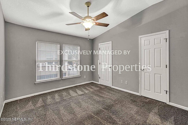 Building Photo - 13039 Sunset Lake Dr