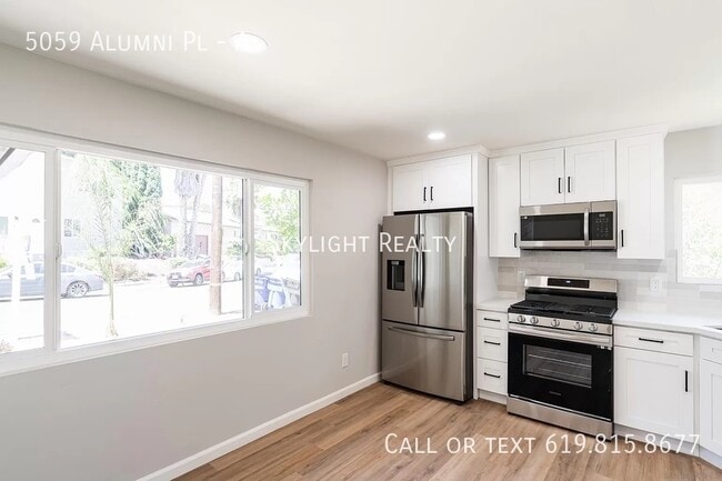 Building Photo - 5059 Alumni Pl