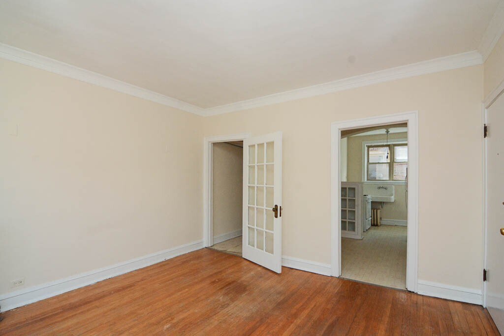 Building Photo - 4321 N Paulina St