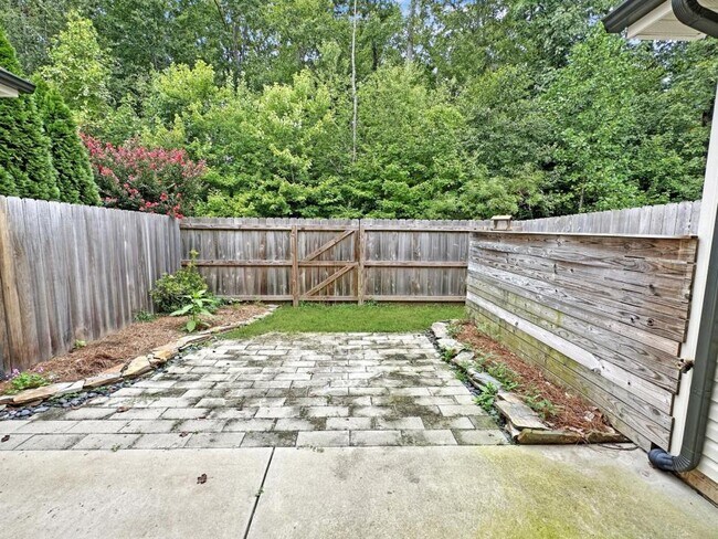 Building Photo - 56 Nandina Dr